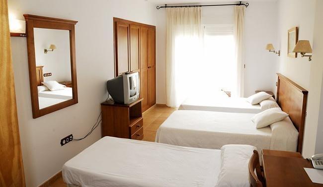 Hotel Donde Caparros Carboneras Bilik gambar