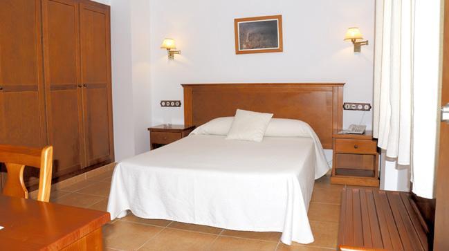 Hotel Donde Caparros Carboneras Bilik gambar